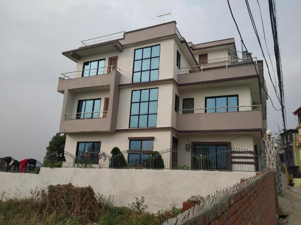 Kathmandu Airport View Hotel And Lodge Exteriör bild