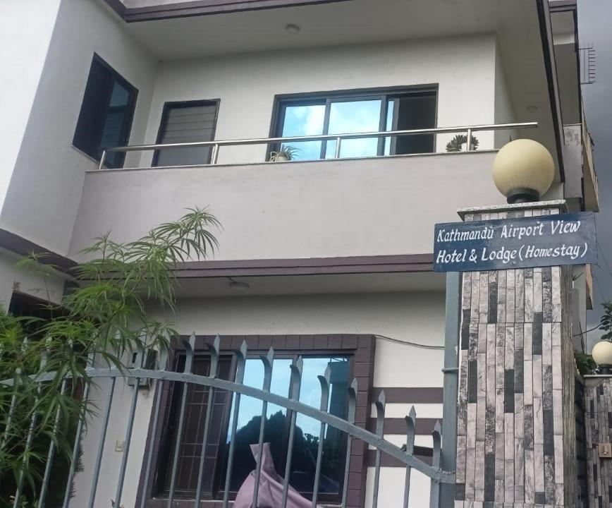 Kathmandu Airport View Hotel And Lodge Exteriör bild