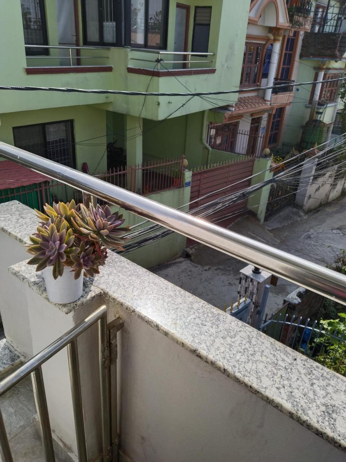 Kathmandu Airport View Hotel And Lodge Exteriör bild